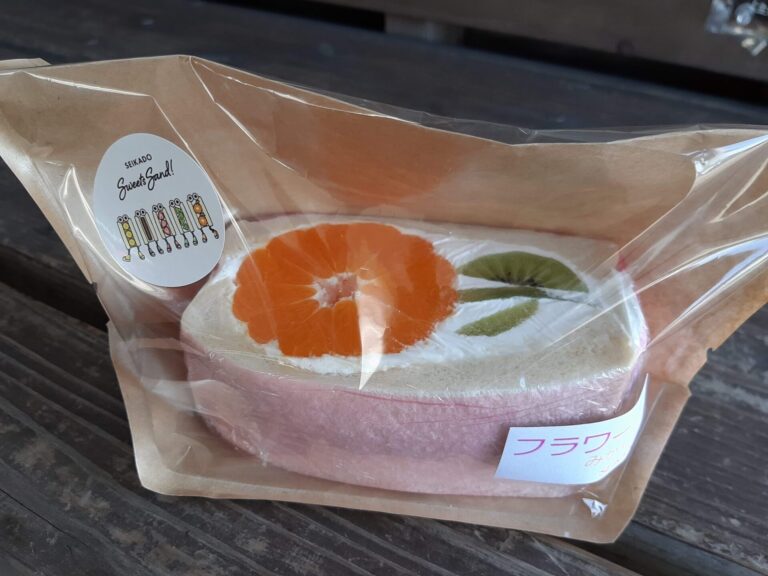 フラワーのフルーツサンド