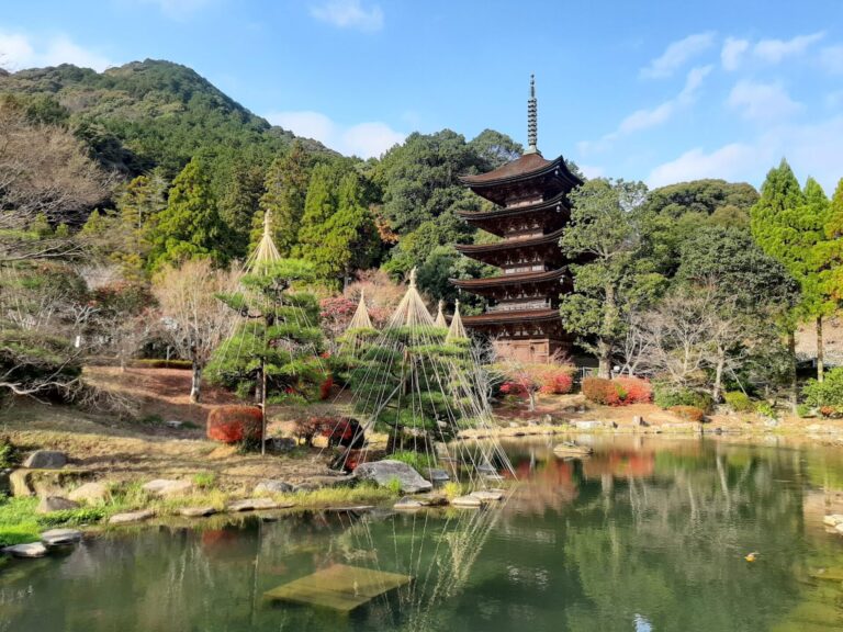 瑠璃光寺の五重の塔