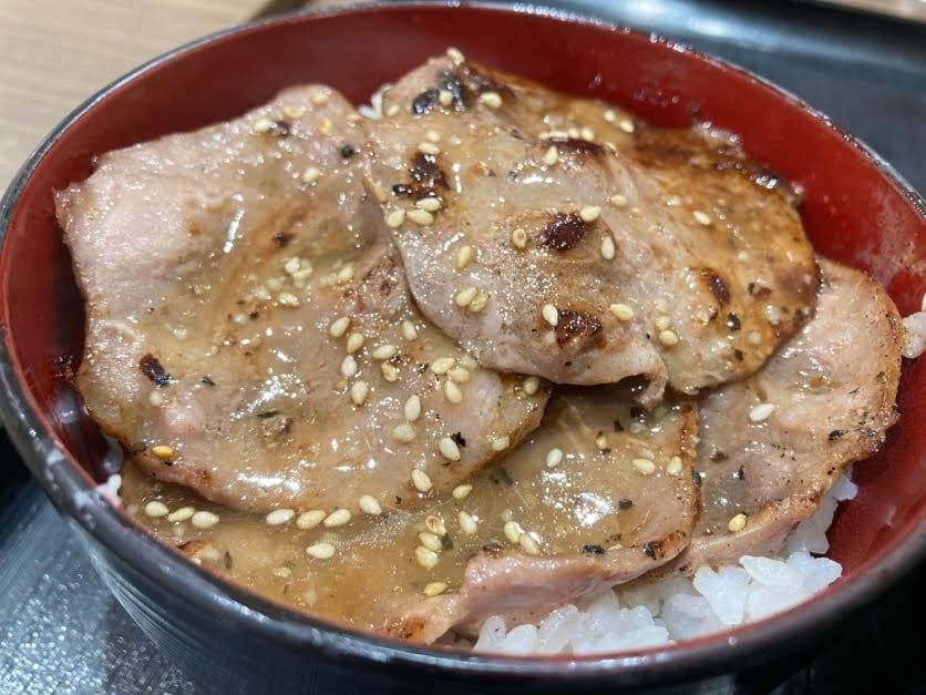 特選タン塩丼