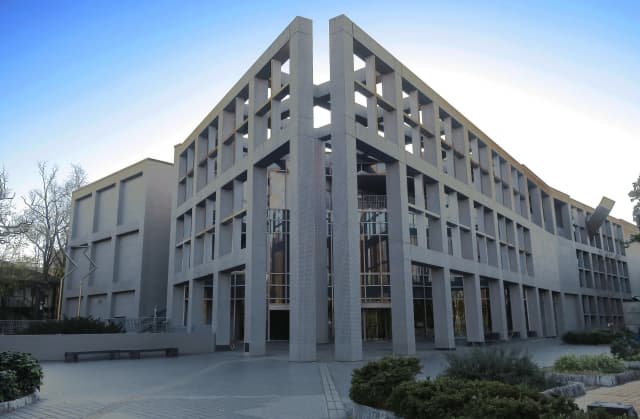 埼玉県立近代美術館の所要時間は?見どころや料金を解説