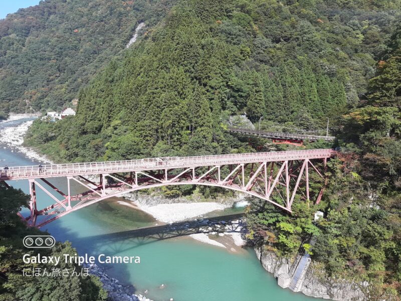 車窓からの絶景見どころと写真