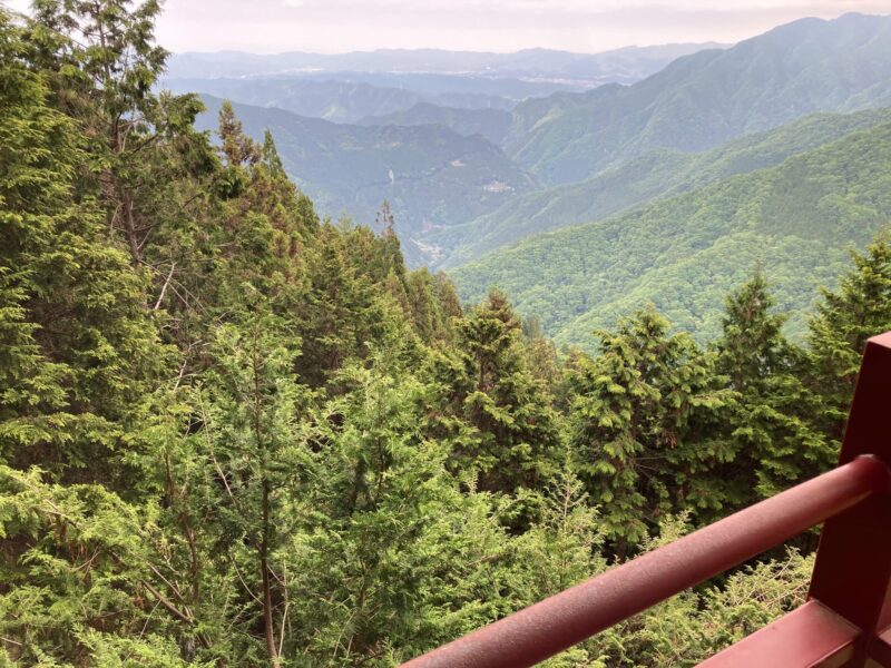 奥宮への登山トレッキングに必要な準備と時間