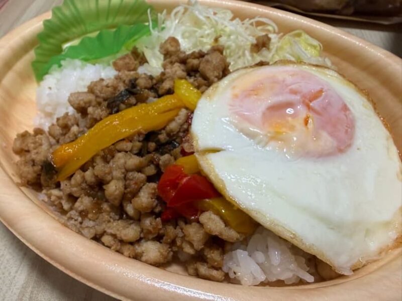 ほっともっとのガパオライスと今治焼豚玉子飯を徹底調査