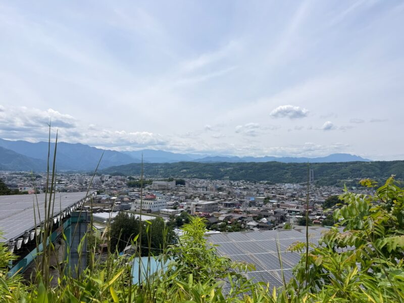 絶景を楽しめる本店古民家の雰囲気とロケーション
