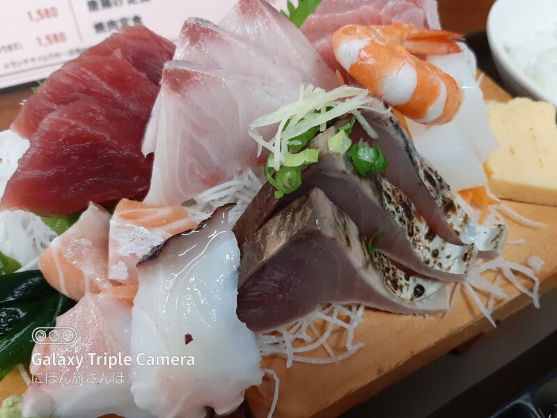 富士宮まるけいが誇る最強の刺身定食とは？口コミやメニューまとめ！
