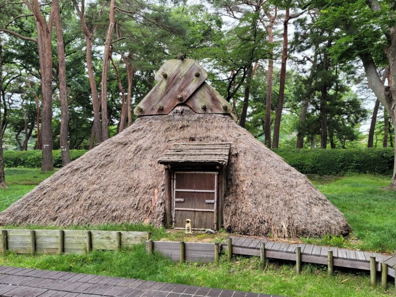 埼玉県立歴史と民俗の博物館の見どころ|10室でたどる埼玉のくらしと文化、前川國男設計の建築にも注目