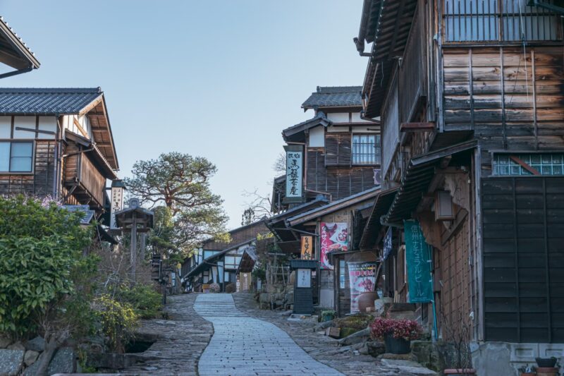 妻籠宿・馬籠宿ハイキング|9km・徒歩2.5〜3時間の公式案内と歩く前の確認点