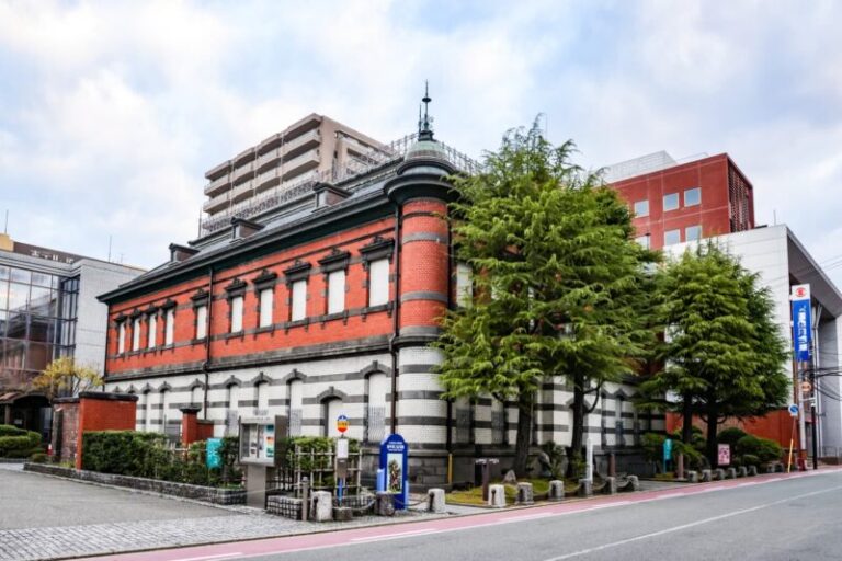 赤れんが郷土館の見どころは？重要文化財の建築と郷土展示を楽しむ秋田市の歴史スポット