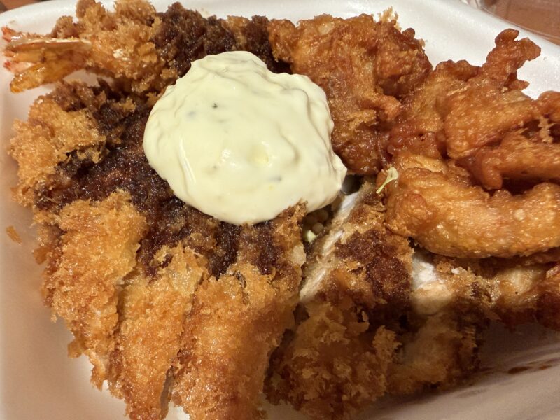 かつやのタルたまミックスフライ丼!値段と魅力を解説