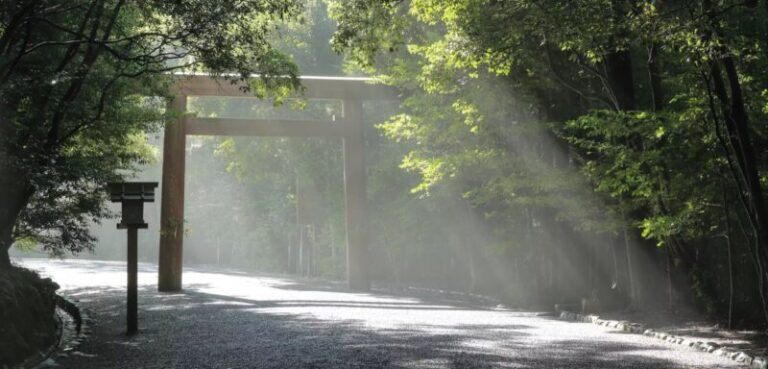 伊勢神宮 内宮（皇大神宮）の参拝順序と見どころ・アクセス