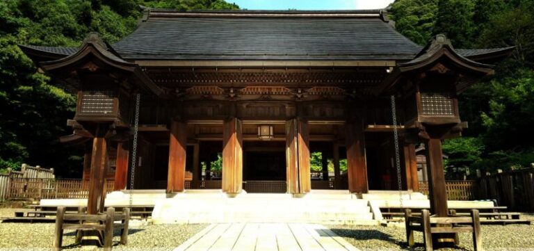 伊奈波神社のご利益と見どころ！黒龍神社・御朱印・駐車場