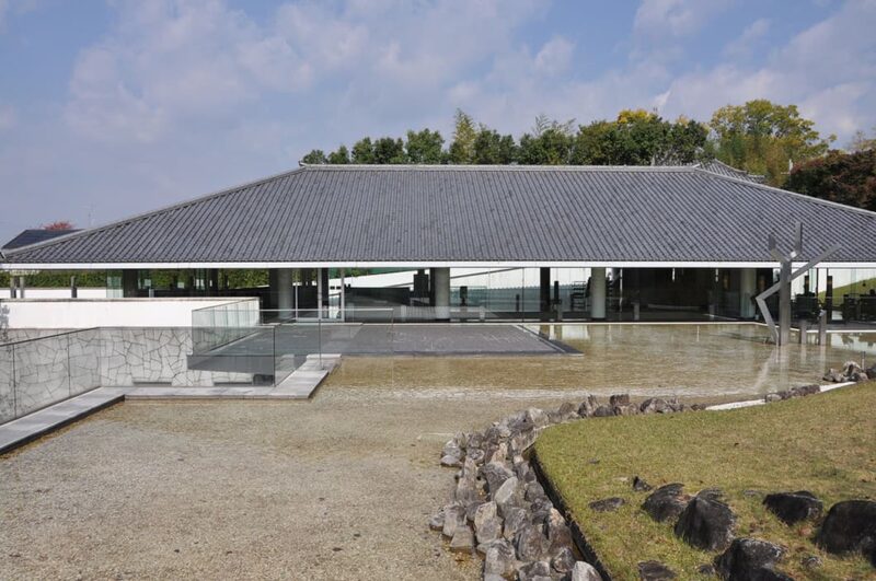 入江泰吉記念奈良市写真美術館の見どころと料金・アクセス