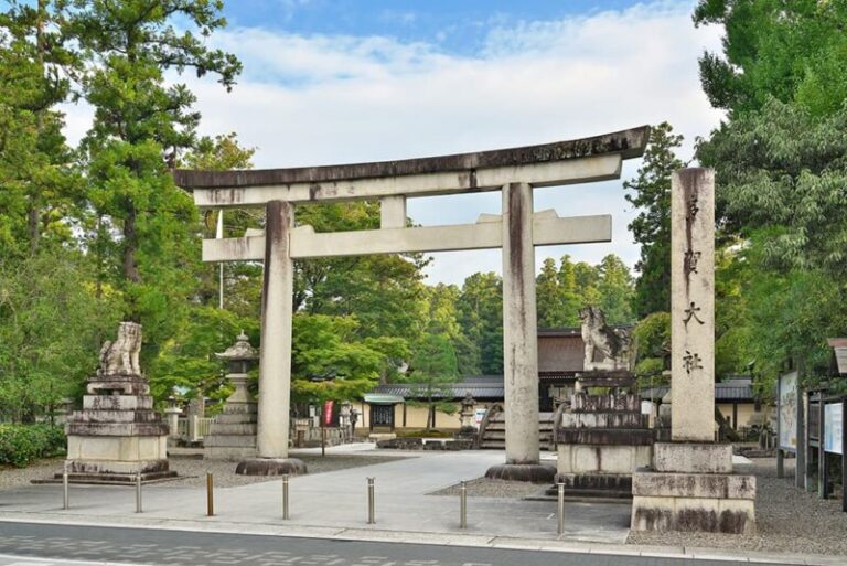 多賀大社のご利益と見どころ！御朱印・駐車場・アクセス
