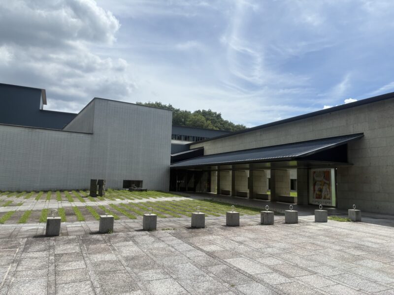 宇都宮美術館の見どころ｜森とアートを楽しむ